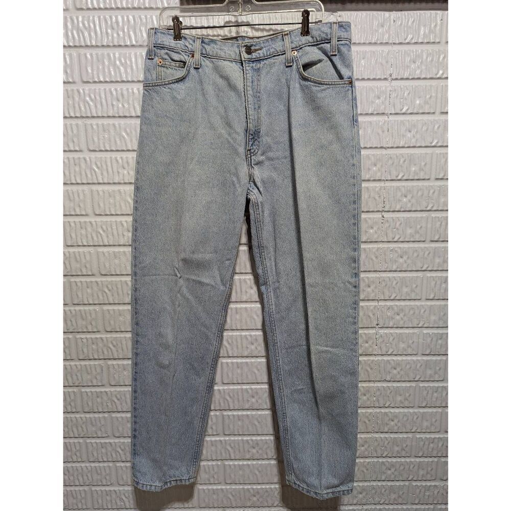 Levi Strauss & Co. Men's Light Blue Tapered Leg Relaxed Fit Denim Jeans Size 36/